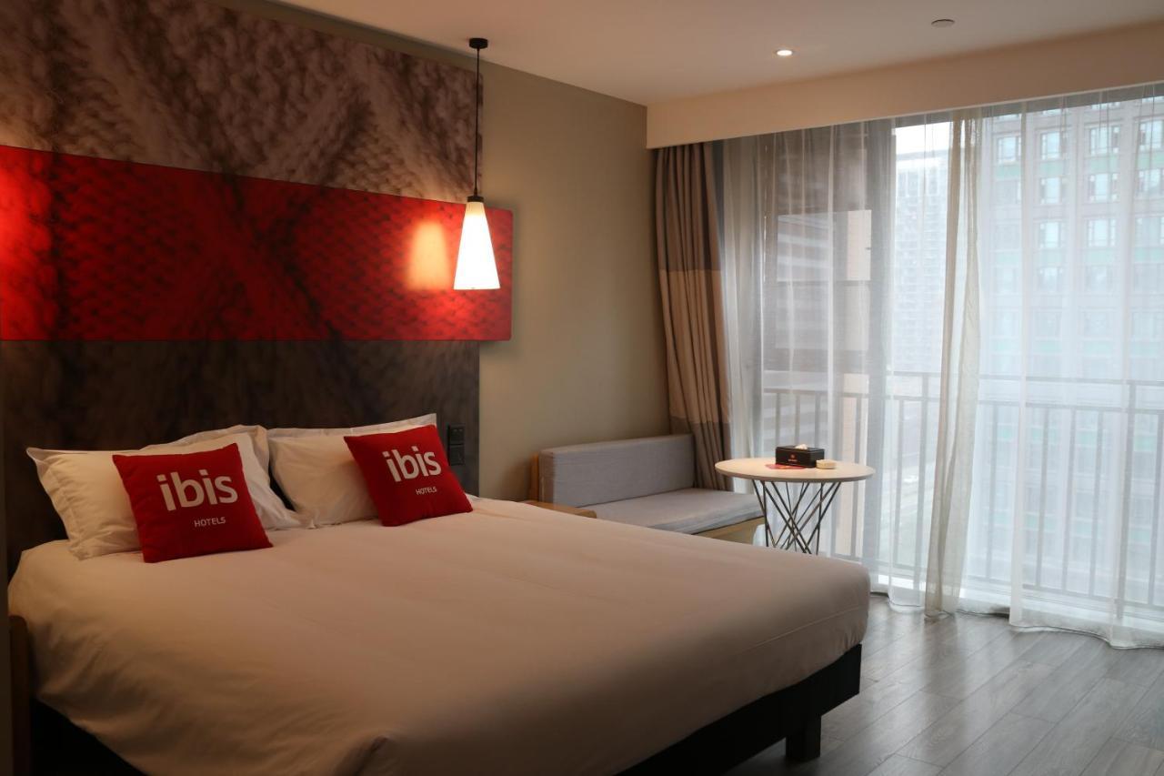 Ibis Chengdu Sm Square Hotel Exterior photo
