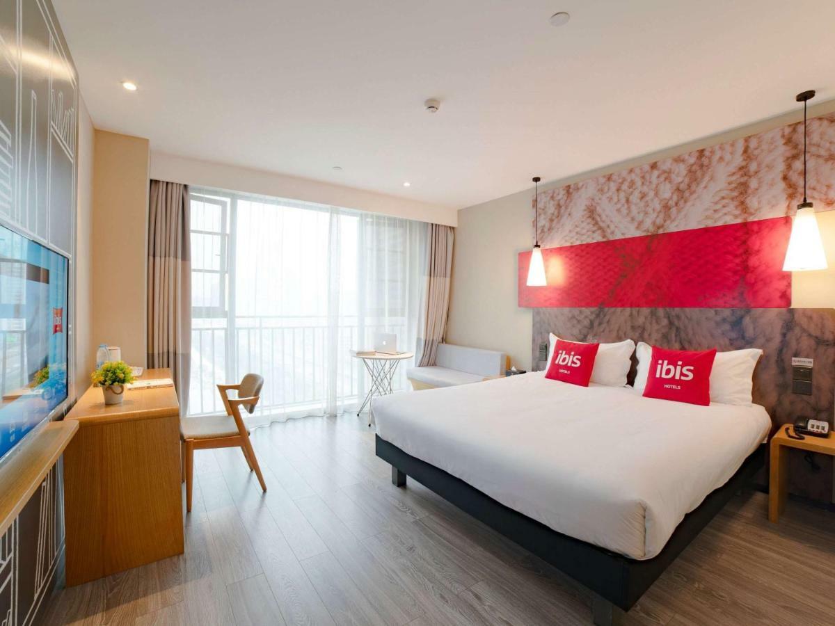 Ibis Chengdu Sm Square Hotel Exterior photo